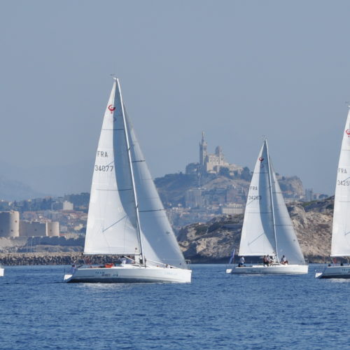 Flotte Team Winds - régate participative - régate d'entreprise - teambuilding - séminaire voile Marseille Bretagne La Rochelle La Trinité-sur-mer