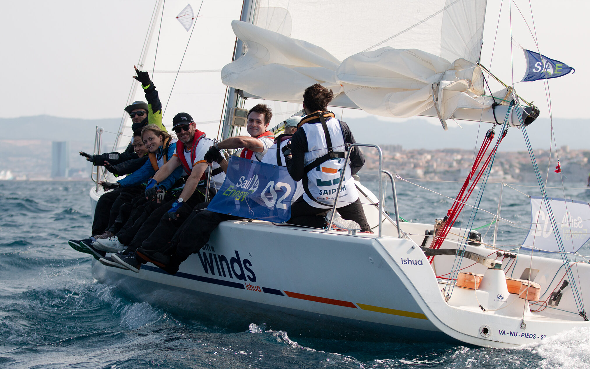 Terrasse agence nautique Team Winds